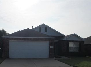 128 Bradford Pl, Midwest City, OK 73130