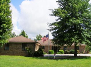 130 Fairview Rd, Sparta, MO 65753