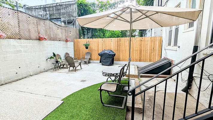 Rented by Highline Residential | media 12