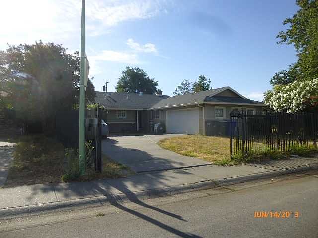 1st image of 7489 Candlewood Way