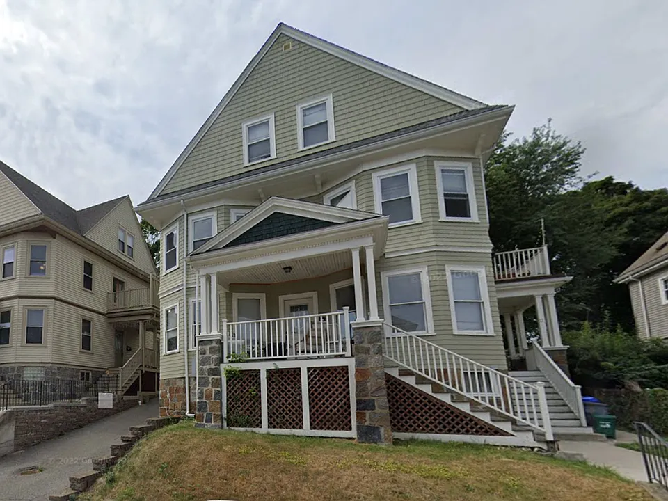 22 Mapleton St #1