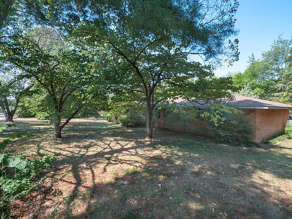 4th image of 6939 Jesse Conner Rd