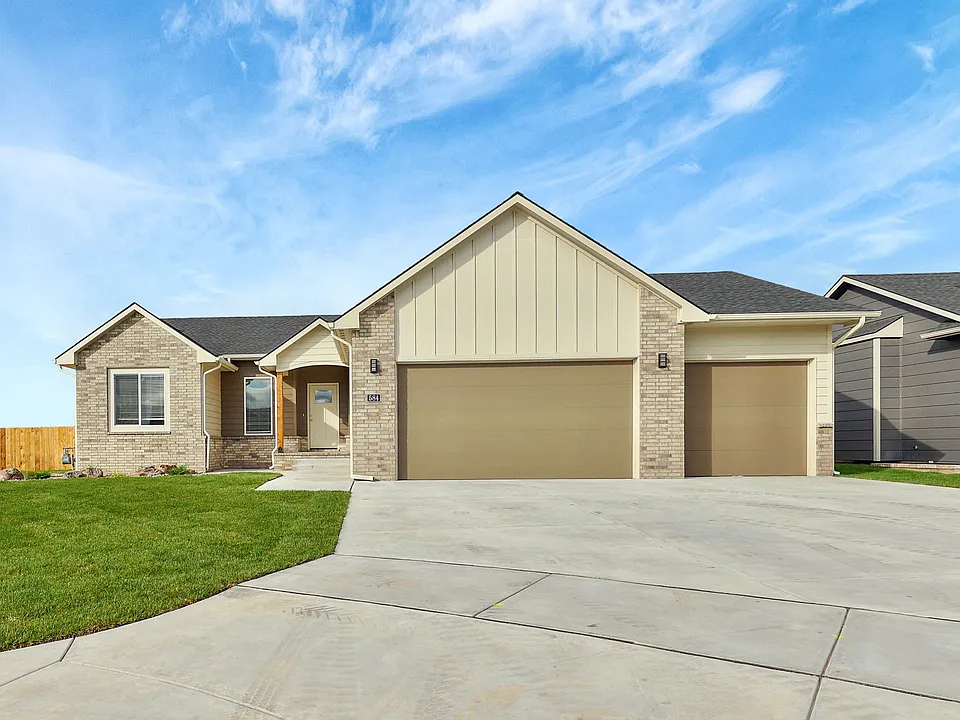 584 Long Path Ct