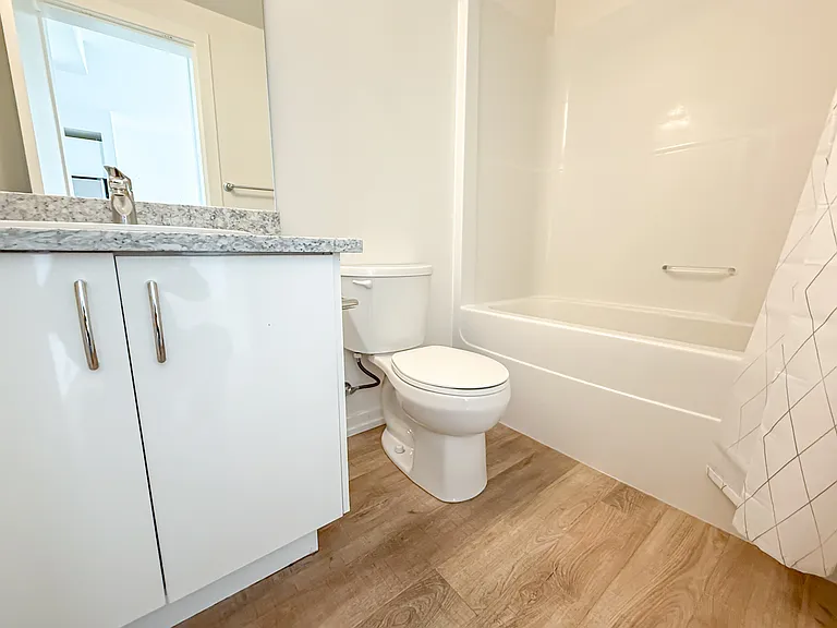 450 8th Ave SE #1407 — Photo 11