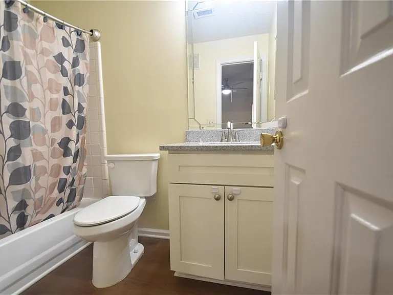 310 Granville Ct NE #1 — Photo 18