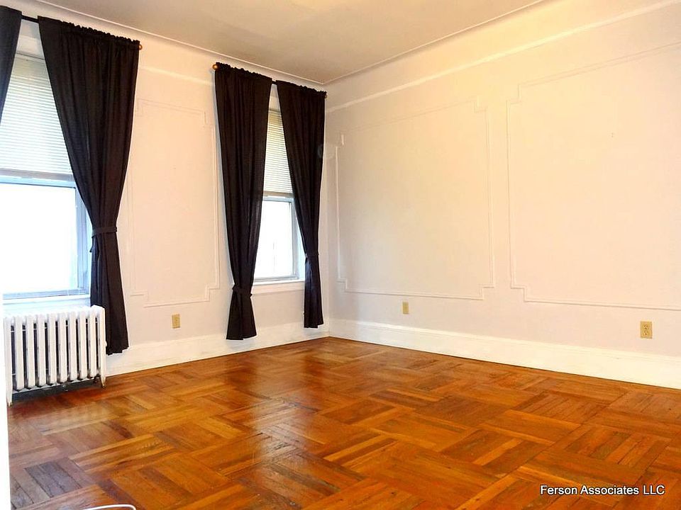 1st image of 2823 42nd St APT C5