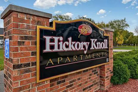 Hickory Knoll — Photo 37