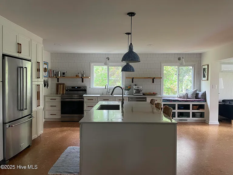 164 Pine Lake Dr — Photo 5