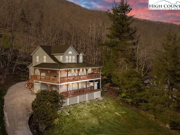 204 Skiview Road, Seven Devils, NC 28604