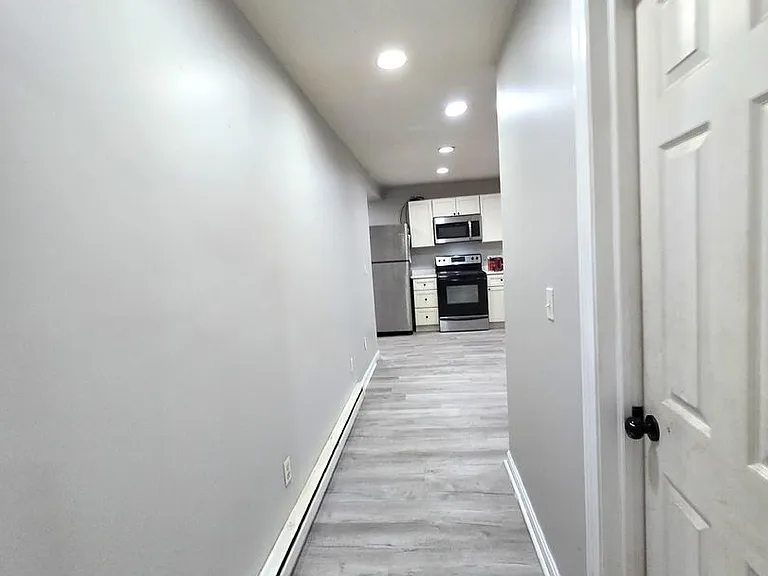 457 Admiral Street — Photo 11