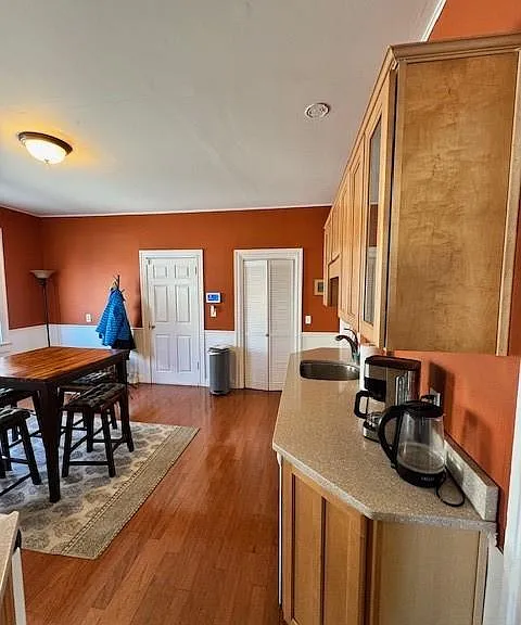 4 Mansfield St #2 — Photo 4