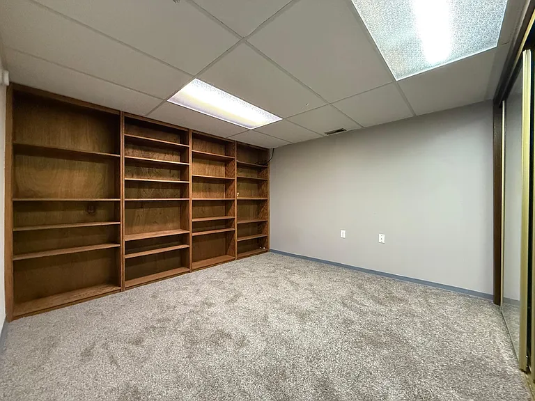 12915 E Blossey Ave — Photo 12