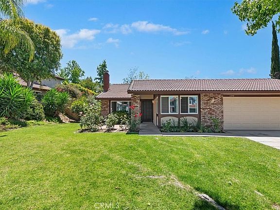 5th image of 1248 Shakespeare Dr
