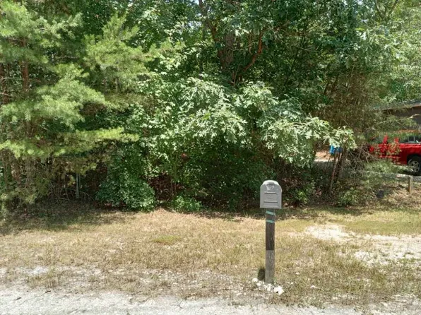 706 Rigsbee Rd, Westminster, SC 29693