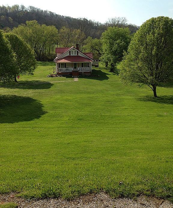1st image of 9022 Parkersburg Rd