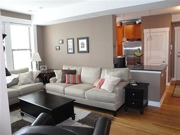 3rd image of 628 Judson Ave Unit 1
