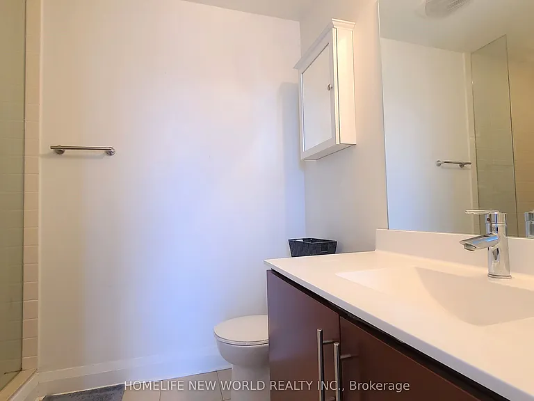 1 Hurontario St #505 — Photo 7
