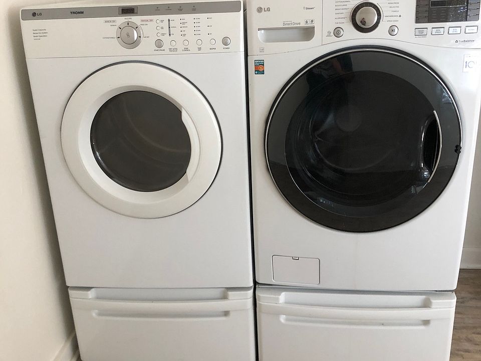 1st image of 116 Montrose Dr