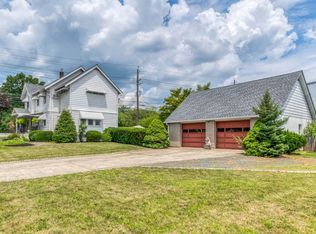 130 Anderson St, Raritan, NJ 08869