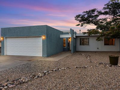 7820 Pioneer Trl NE, Albuquerque, NM, 87109