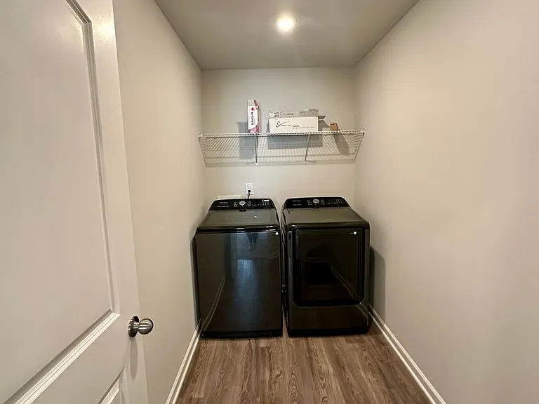 2123 Lavender Meadows Ct — Photo 14