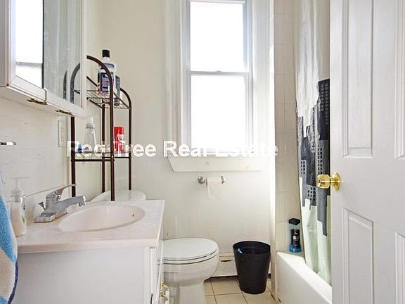 5th image of 62 Algonquin Rd #2
