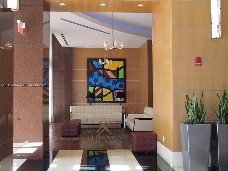 244 Biscayne Blvd #200 — Photo 12