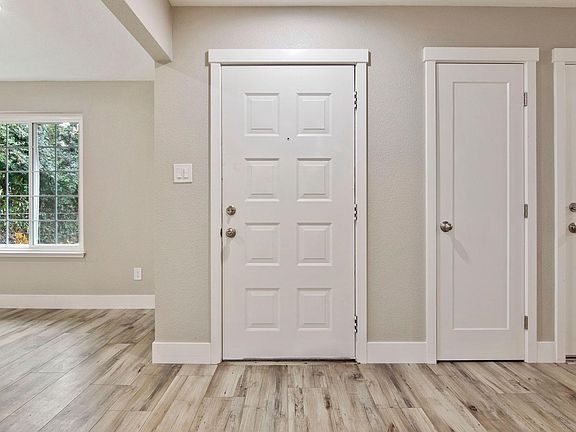 4th image of 8737 Grayling Way