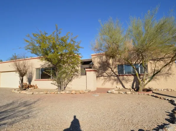 5050 N Hillcrest Dr, Tucson, AZ 85704