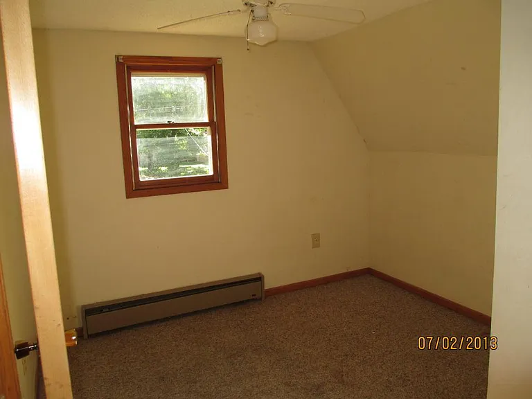 10746 Minnie Ave — Photo 5