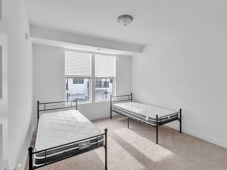 1215 Shaw View Aly #101 — Photo 16