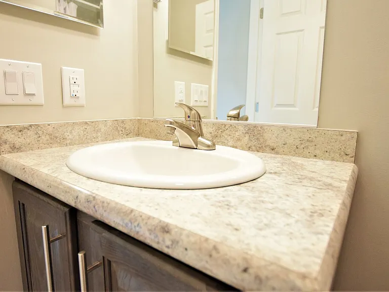 607 S Aurora St #3-2 — Photo 15
