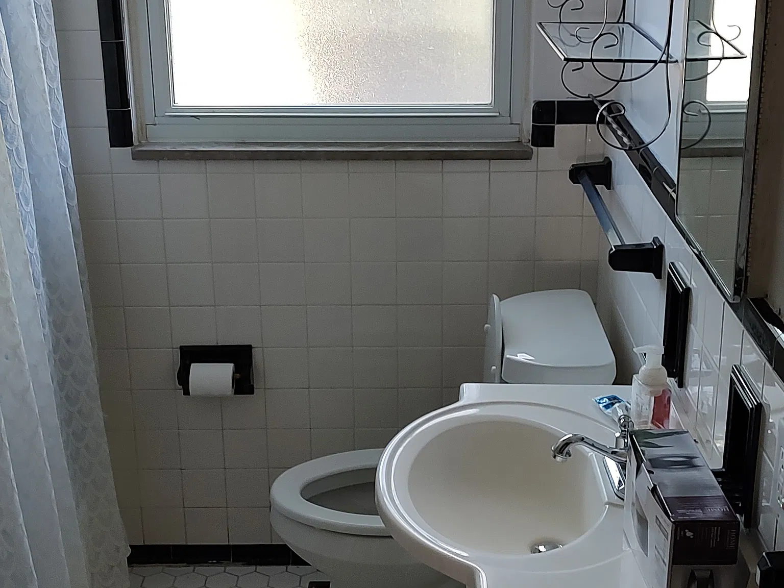 2 bed, 984 sqft, $1,495 — Photo 2