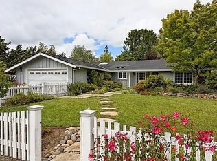 1027 Larch Ave, Moraga, CA 94556