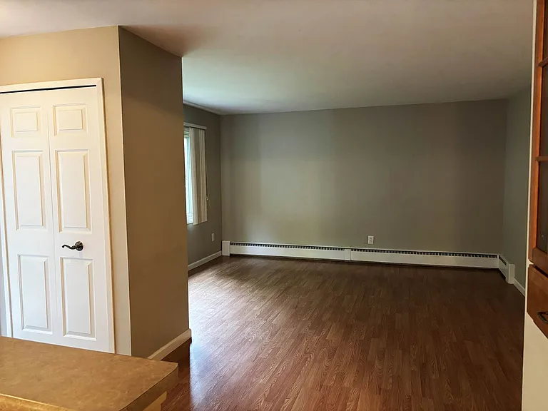 524 Lane St — Photo 4