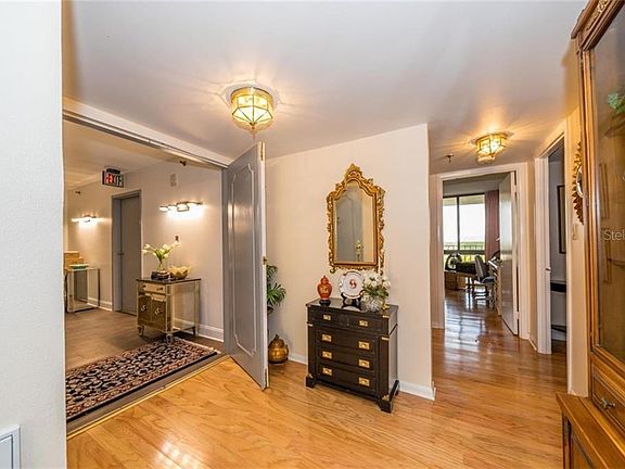 4th image of 3301 Bayshore Blvd Unit 905C