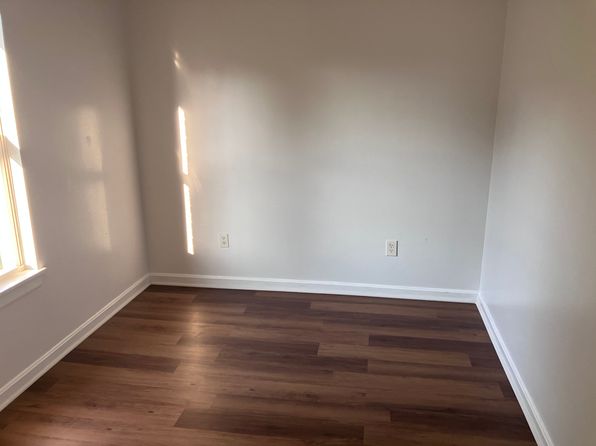 131 Sarah Way #4, Shepherdsville, KY 40165 – 3-bedroom rental in Shepherdsville