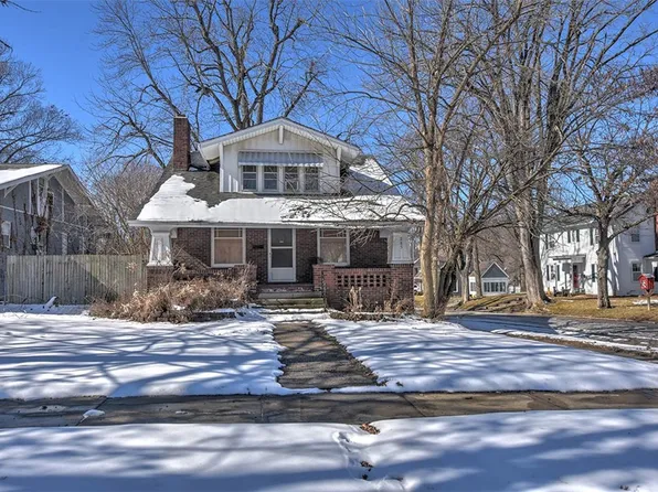 285 N Taylor Ave, Decatur, IL 62522