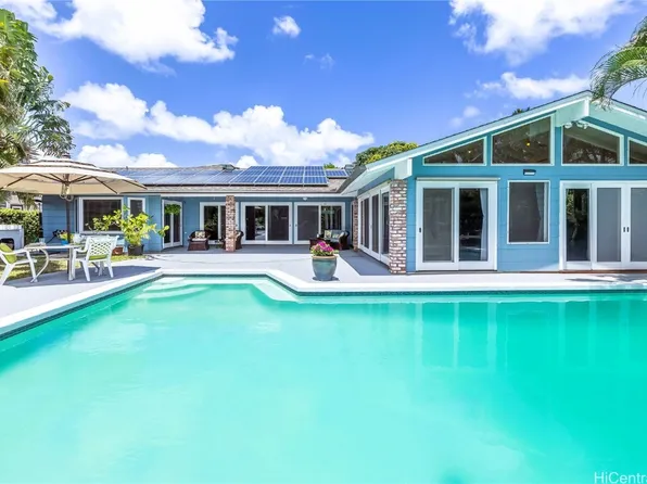 305 Auwinala Rd, Kailua, HI 96734