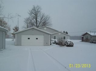 11220 Schultz Dr, Delton, MI 49046