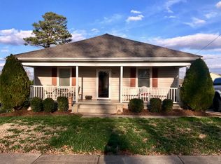 54 Burton St, Belmont, NC 28012