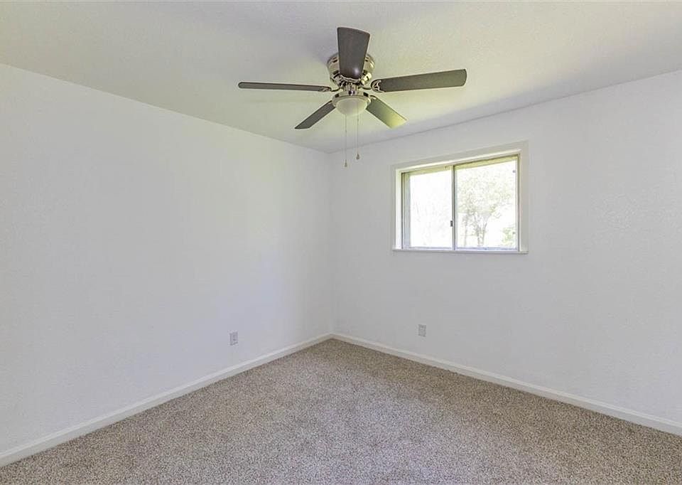 Bedroom #1