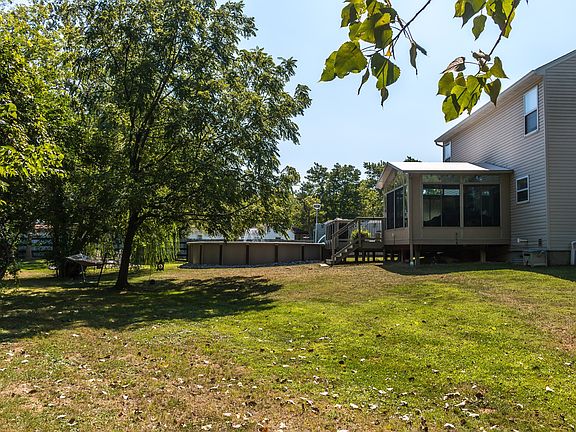 3rd image of 8048 Bertwood Ct