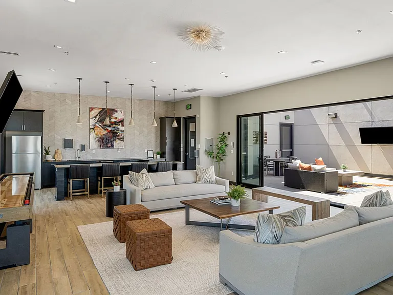 The Flats on Archer - Ask About Our Move-In Specials! — Photo 41