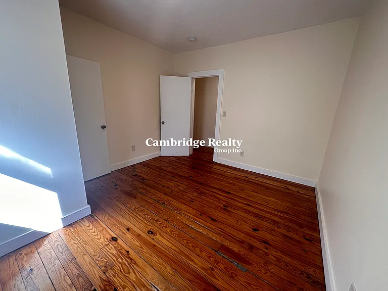 66 Pleasant St #3A — Photo 12