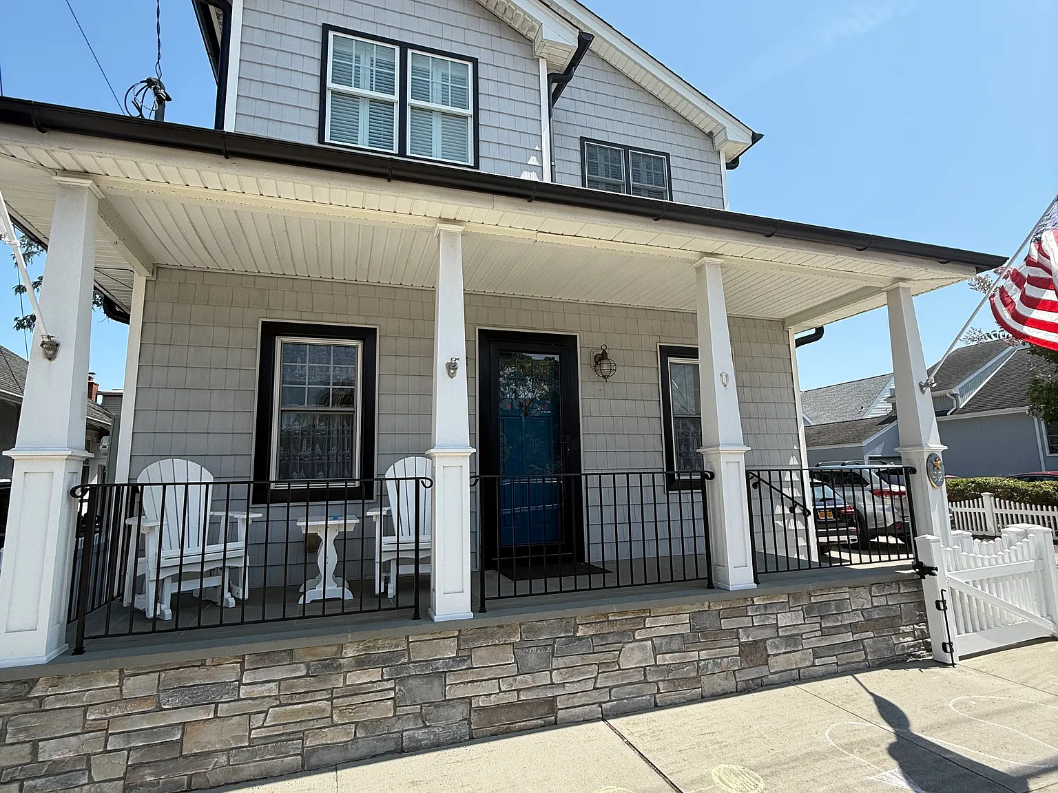 3 bed, $4,000 — Photo 1