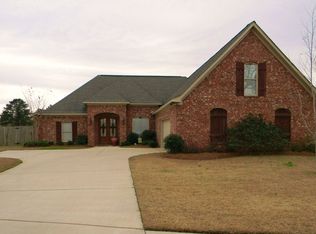 305 Bullock Cir, Richland, MS 39218
