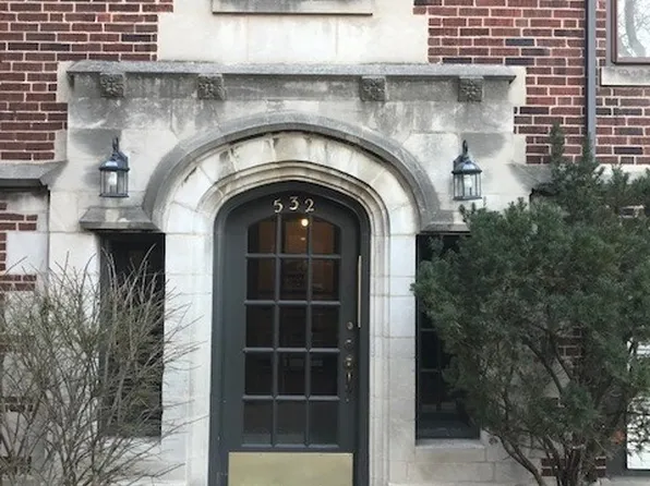 534 Hinman Ave #W3, Evanston, IL 60202