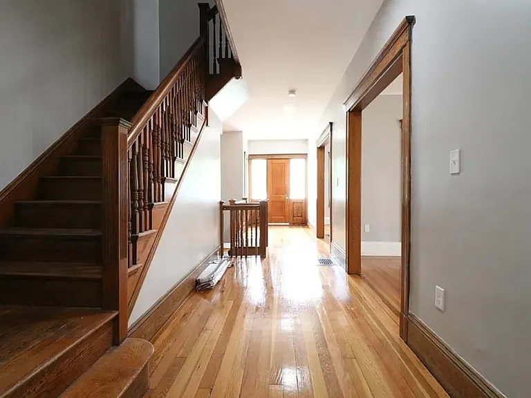 67 Tonawanda St #2 — Photo 9