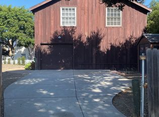 5040 Via Lara Ln, Santa Barbara, CA 93111
